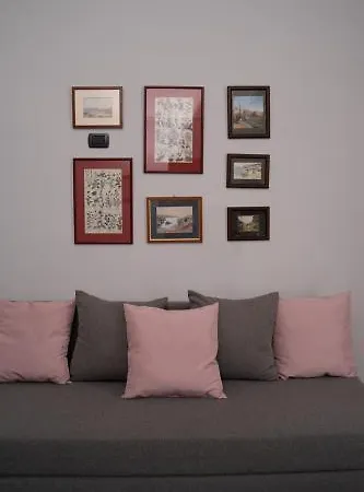 La Dimora Dei Reali Hotel *